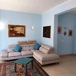 Isabella * Rome